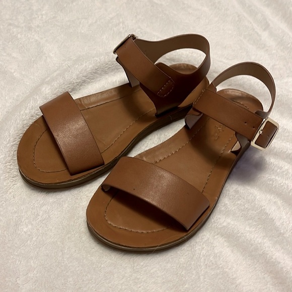 Cat and Jack Girls Ankle Strap Sandals - Picture 1 of 5